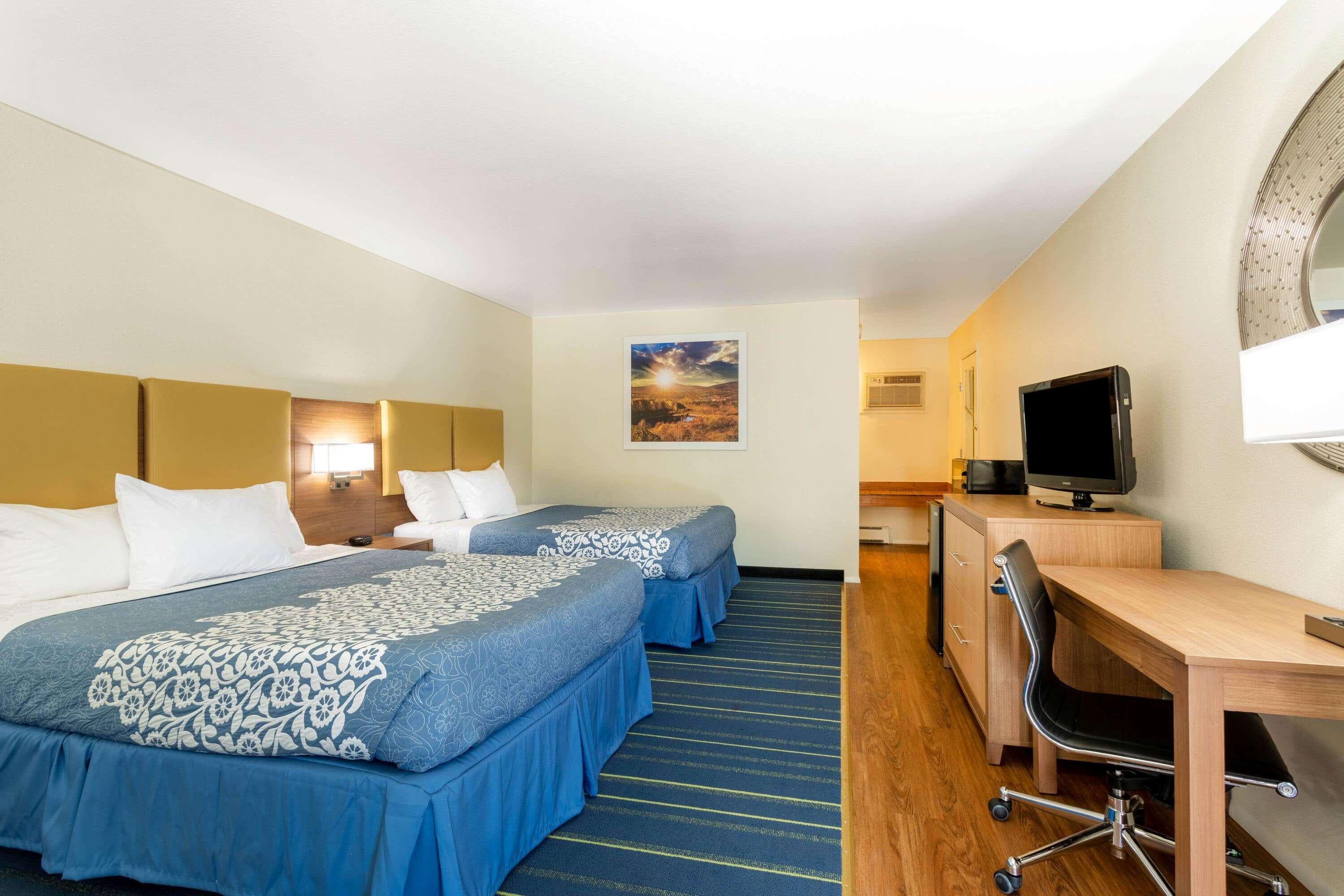 Days Inn by Wyndham Durango Bagian luar foto