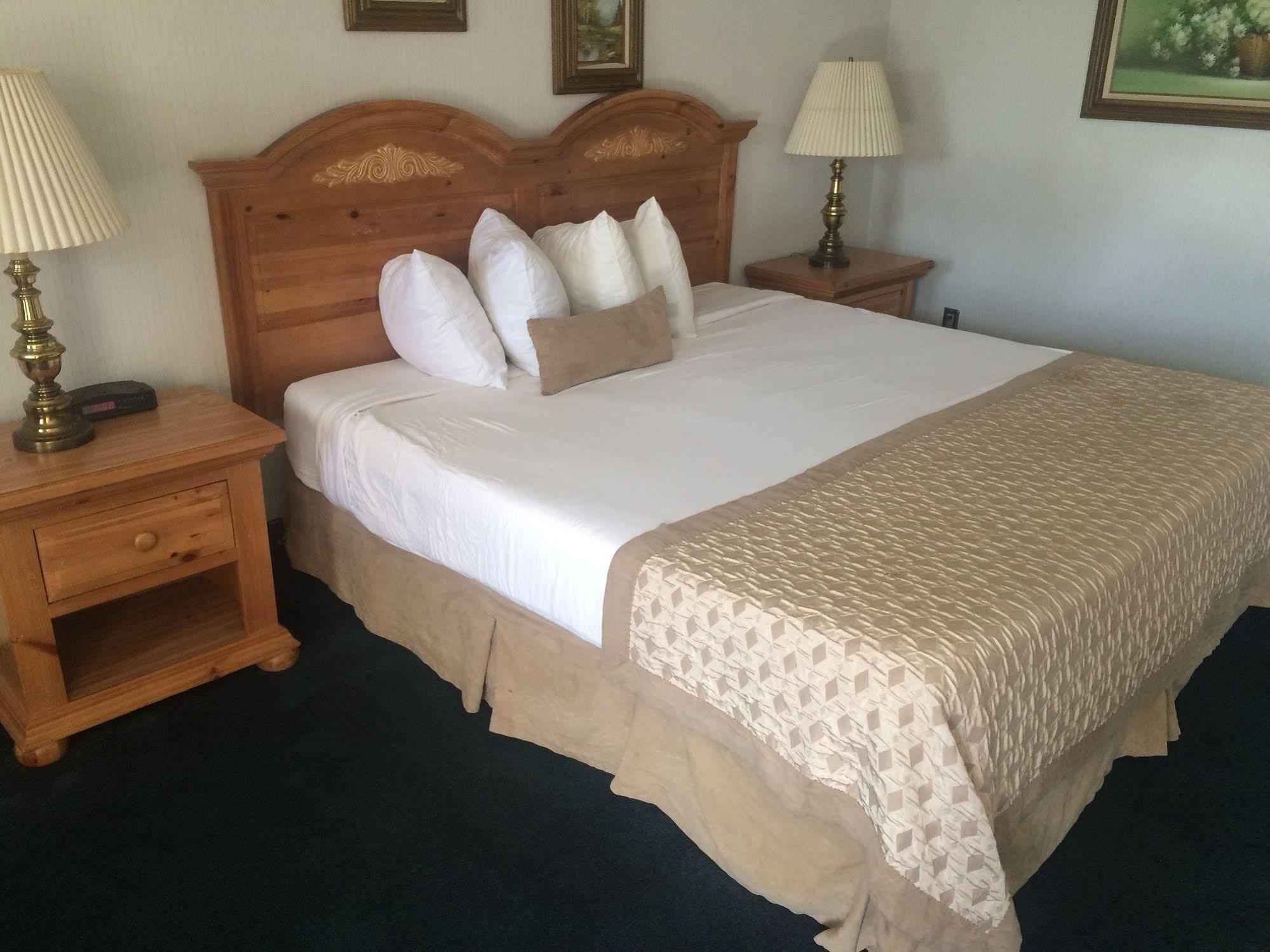 Days Inn by Wyndham Durango Bagian luar foto